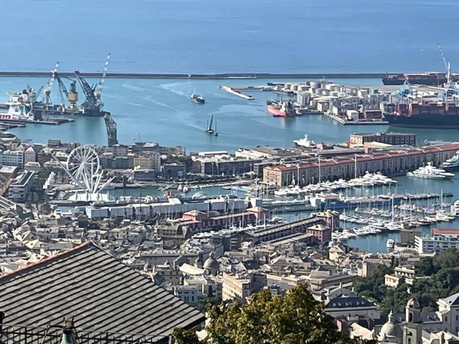 Casa Azzurra, Nel Cuore Di Genova Exterior photo