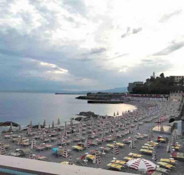Casa Azzurra, Nel Cuore Di Genova Exterior photo